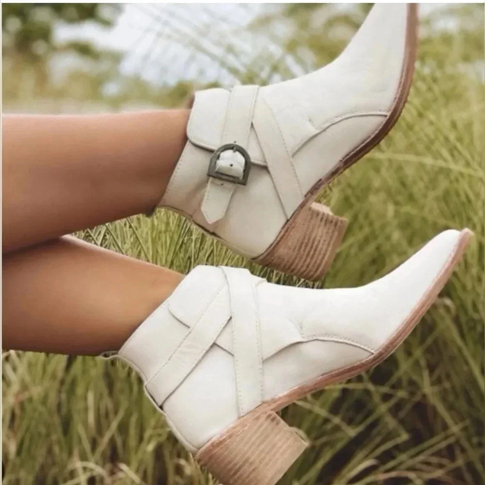 FREE PEOPLE BACK LOOP ANKLE BOOT BONE size US 5.5 - Picture 2 of 12